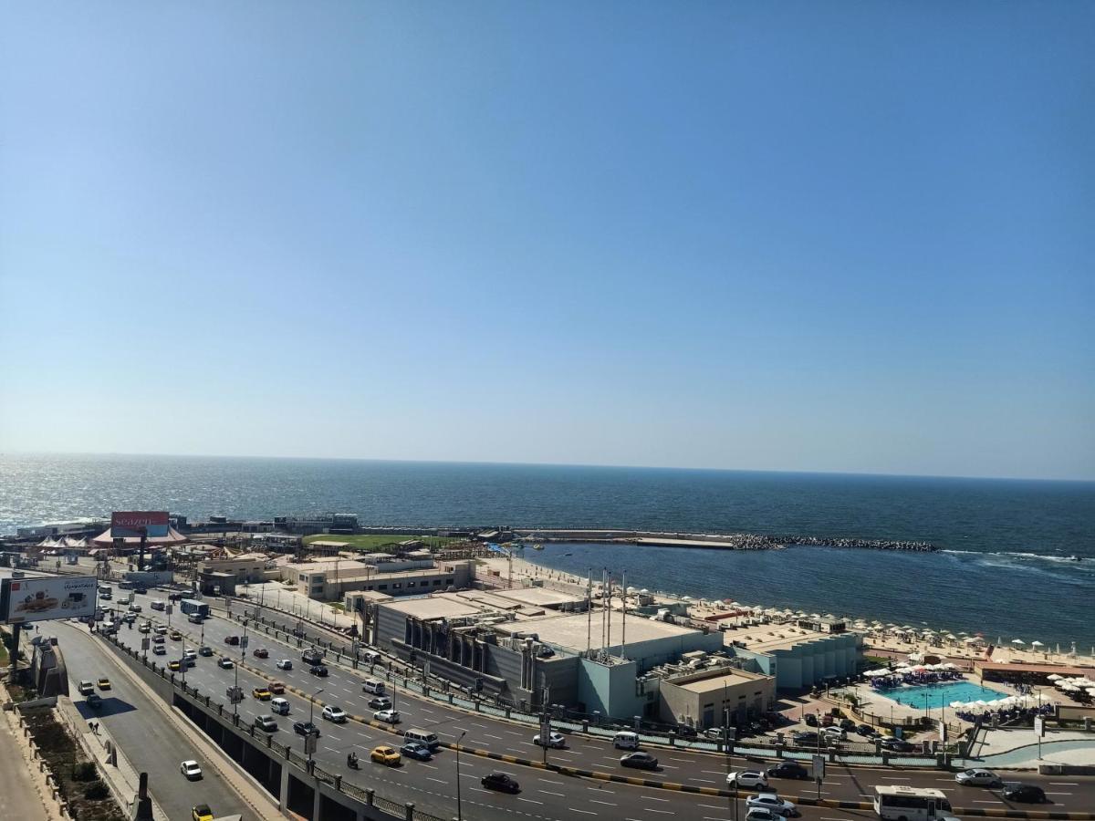 للعائلات فقط The Fardous Apartment Sea View Alexandria Ngoại thất bức ảnh