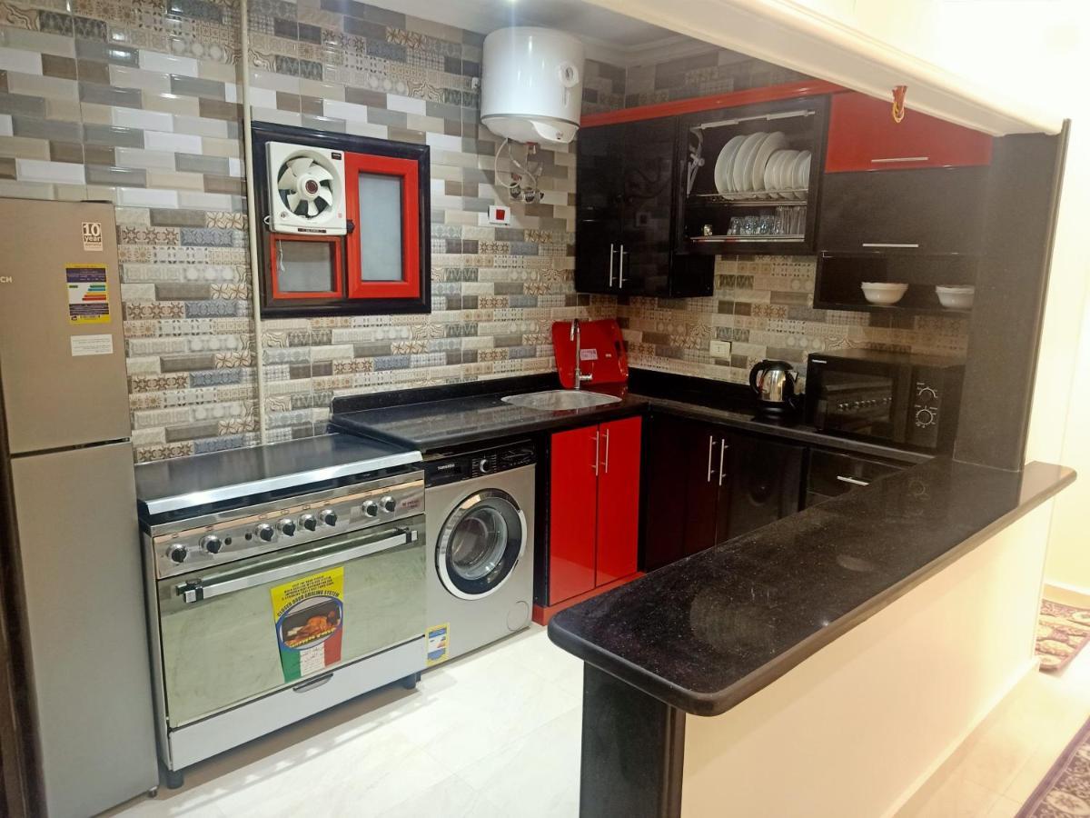للعائلات فقط The Fardous Apartment Sea View Alexandria Ngoại thất bức ảnh